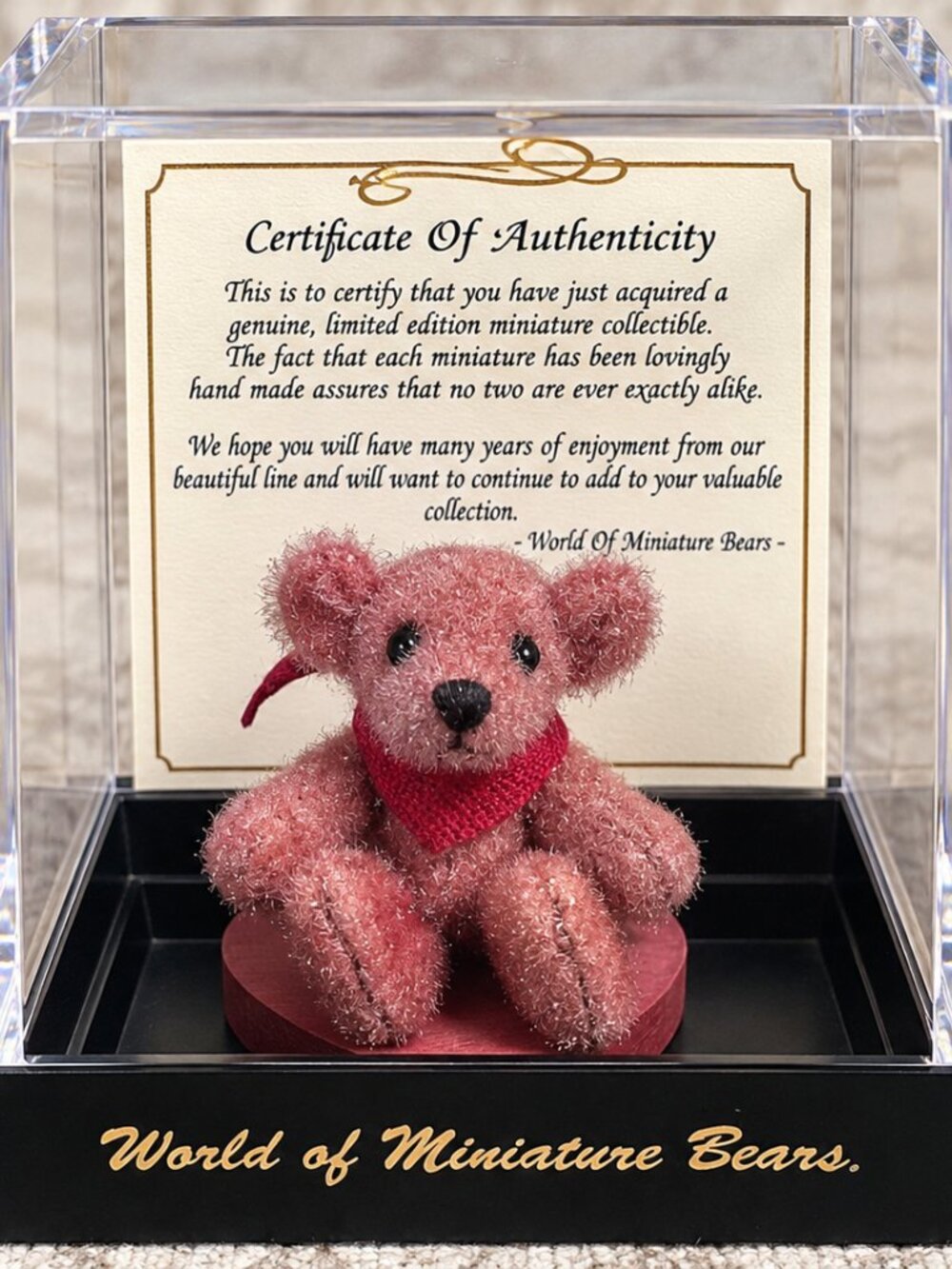 World of Miniature Bears Burgundy Pink Teddy Bear 156/1000 COA Display Case YANG